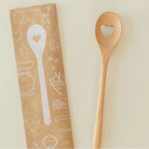 Brand new Jillybox Heart Wooden Spoon